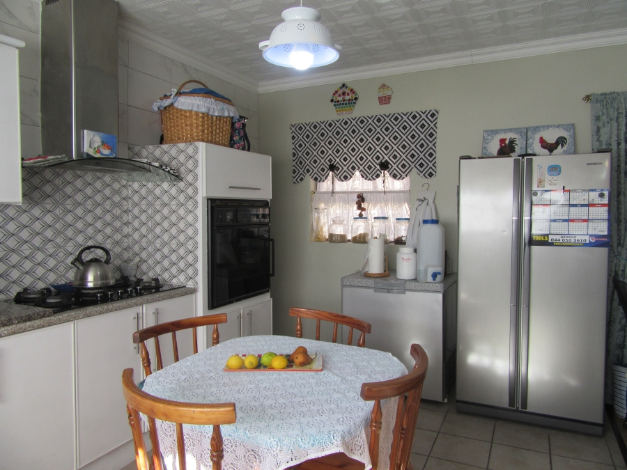 3 Bedroom Property for Sale in Deoville Park Western Cape